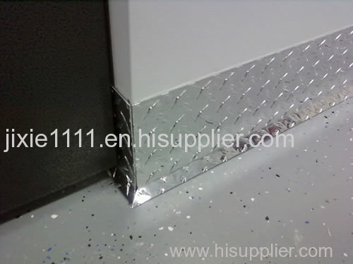 Diamond plate baseboard protecting your wall from stains
