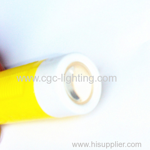 plastic high power and easy-taking keychain flash light