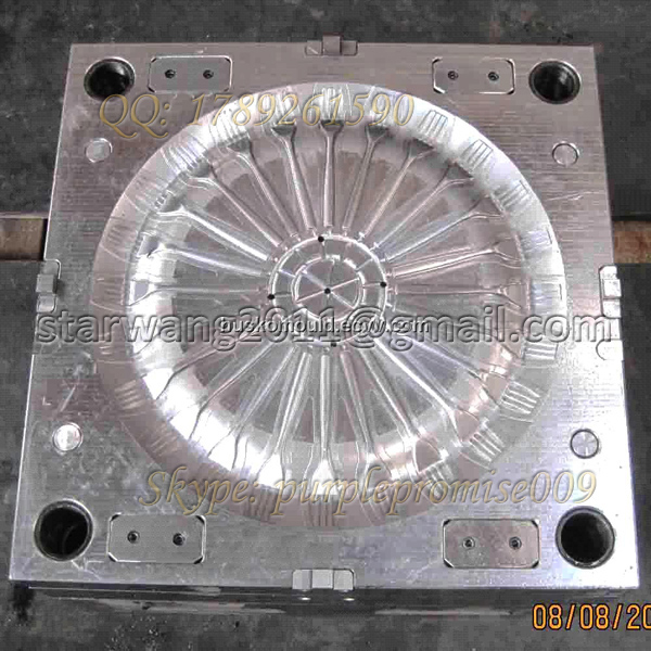 Huangyan supply high precise disposable plastic injection fork mould