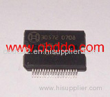 30572 Integrated Circuits , Chip ic