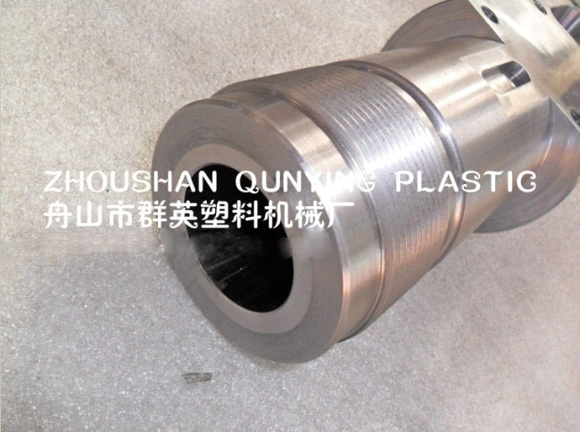 injection screw of pvc screw barrel of plastic machine