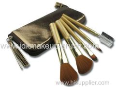 makeup brush with zipper pouch