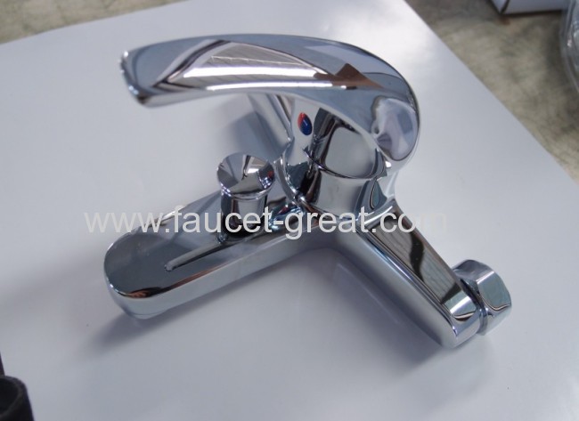 Base Serie Wall Mount bath faucet