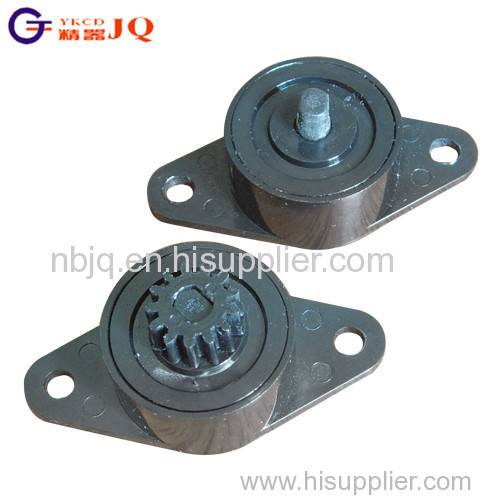 Rotary dampers for plug base cover