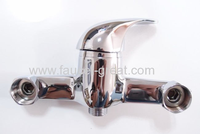 Base Serie Wall Mounted Brass Shower Faucet With Competitive Price