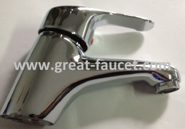 Monobloc Basin Faucet With Saving Aerator