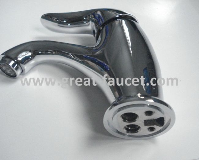 2013 New Design Hot and Cold Water Faucets With Good Chrome