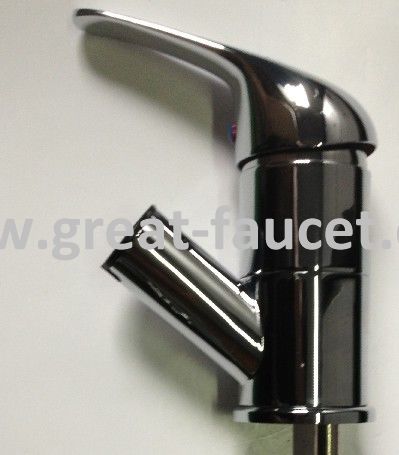 Pull Out Shower Head Kitchen Mixer With Good Chrome