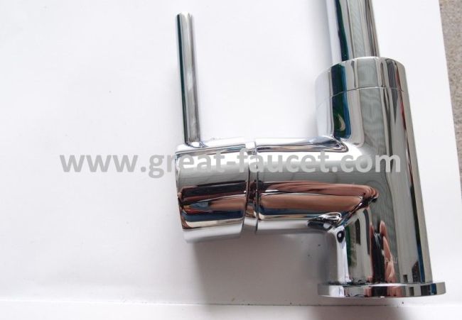 Pull Out Kitchen Faucet In 2013 Design