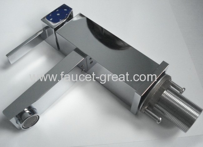 Square Chrome Faucet With Good Qualtiy