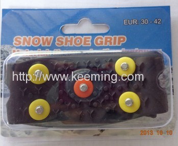 ice gripper with spikes shoe cover to avoid slips and falls