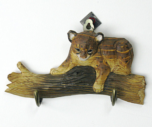 Wood Carved Mountain Animals Hook-Leopard