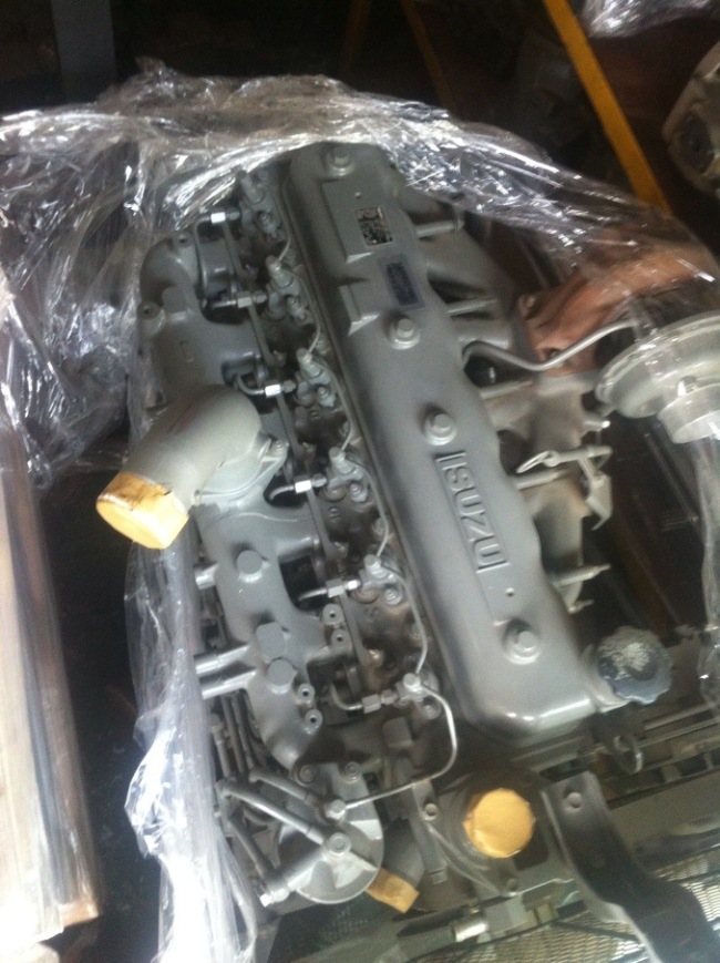 Hitachi ZX200 excavator engine assembly 6BG1T