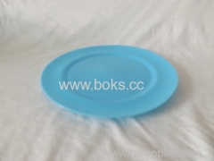 blue plastic dish plates