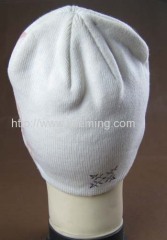100% acrylic 6 darts knitted beanie with embroidery and printing