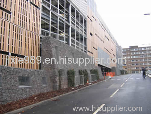 Trapezoidal gabion wall gives a different look to ordinary view
