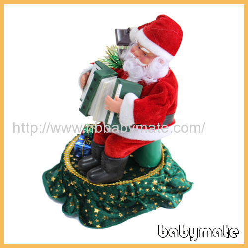 10playing accordion Santa Claus 