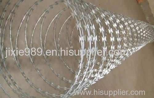 Galvanized razor wire upgrading security level