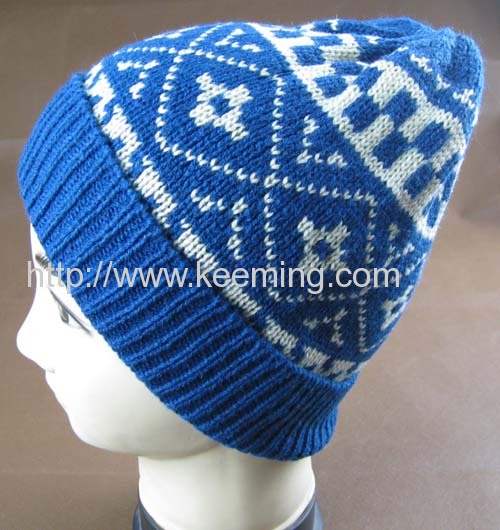Lambswool non dotted jacquard beanie 