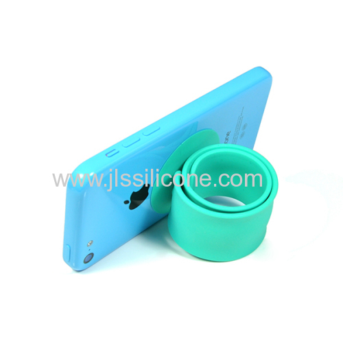 newest silicone phone stand silicone phone stand bracelet