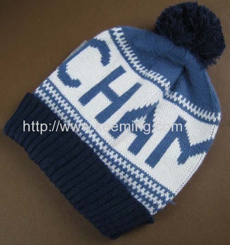 Champion non dotted jacquard hat with pompon