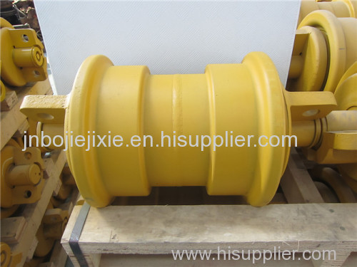 Komatsu bulldozer D355 track roller