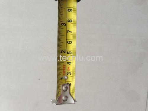 steel measure tape with rubber sleeve and automatic blade return