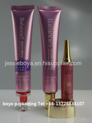 Plastic tube for cosmetic