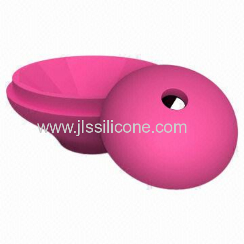 silicone ice cube maker with single diamond style design