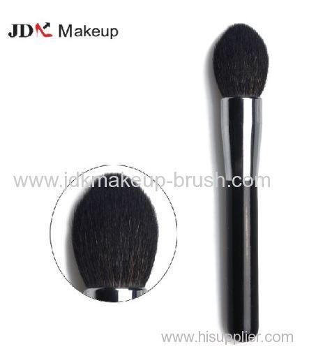 Pointed shape Blush Brush