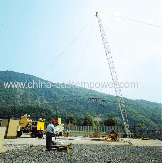 Tower mounted small tubular aluminum alloy gin pole