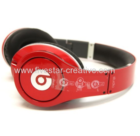 2013 Beats by Dre Studio High Definition Noise-Canceling Headphones Red