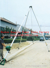 Tripod erecting pole machine