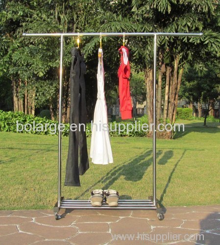 Single pole clothes drying rack