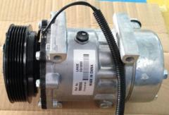 Auto A/C Compressor SD7H15 55037205AD Dodge