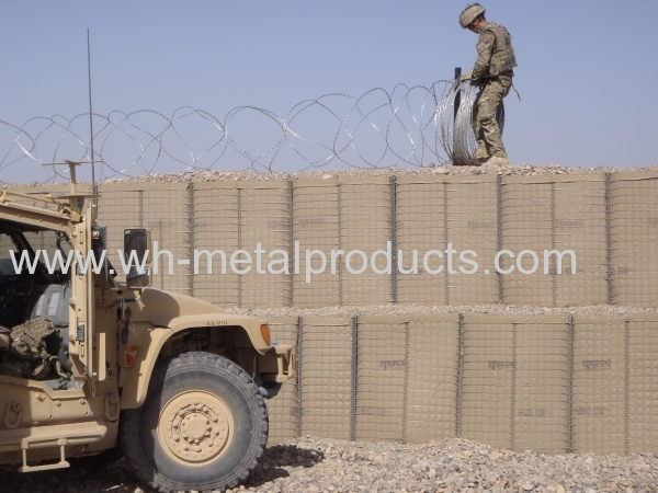 galvanized razor wire fence