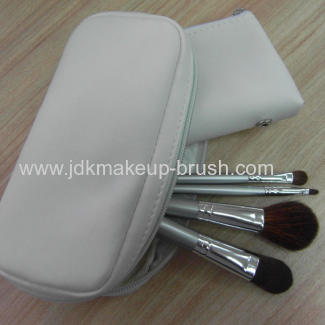 4pcs cosmetic brushes set with white cosmetic bag