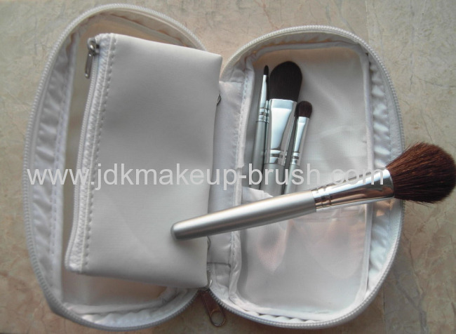 4pcs cosmetic brushes set with white cosmetic bag
