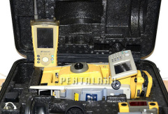 Topcon IS-2 Total Station with RC-4R and FC-200 2.4Ghz Radio