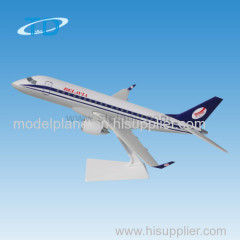 Emulational scale 1:100 ERJ-175 diecast aircraft model