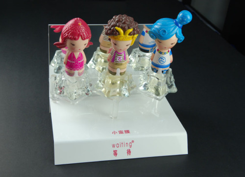 Acrylic Cosmetic Display Stand / Rack