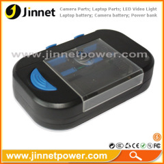 2014 new product universal battery charger for camera batteries and cellphone batteries BM001