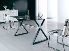 Minimalist Modern Style Dining Table