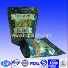 Free stand up pouching bag