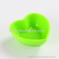 Heart shape quality silicone seasoning bowl with factory price