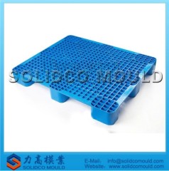 custom plastic pallet mould