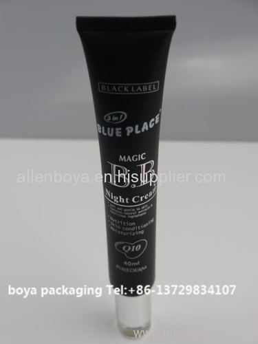 Plastic Tube with Silkscreen Printing and Hot Stamping