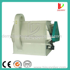 High capacity small animal feed mixer