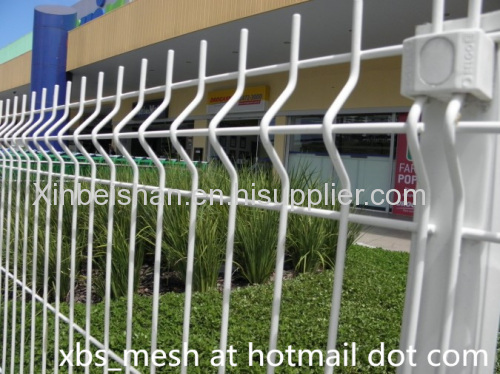 wire mesh panel fence