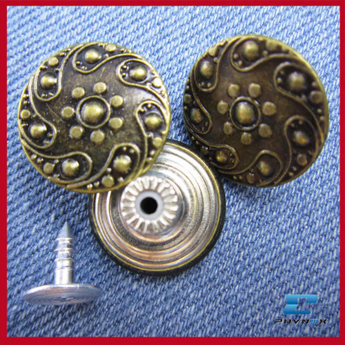 Different of metal toggle button